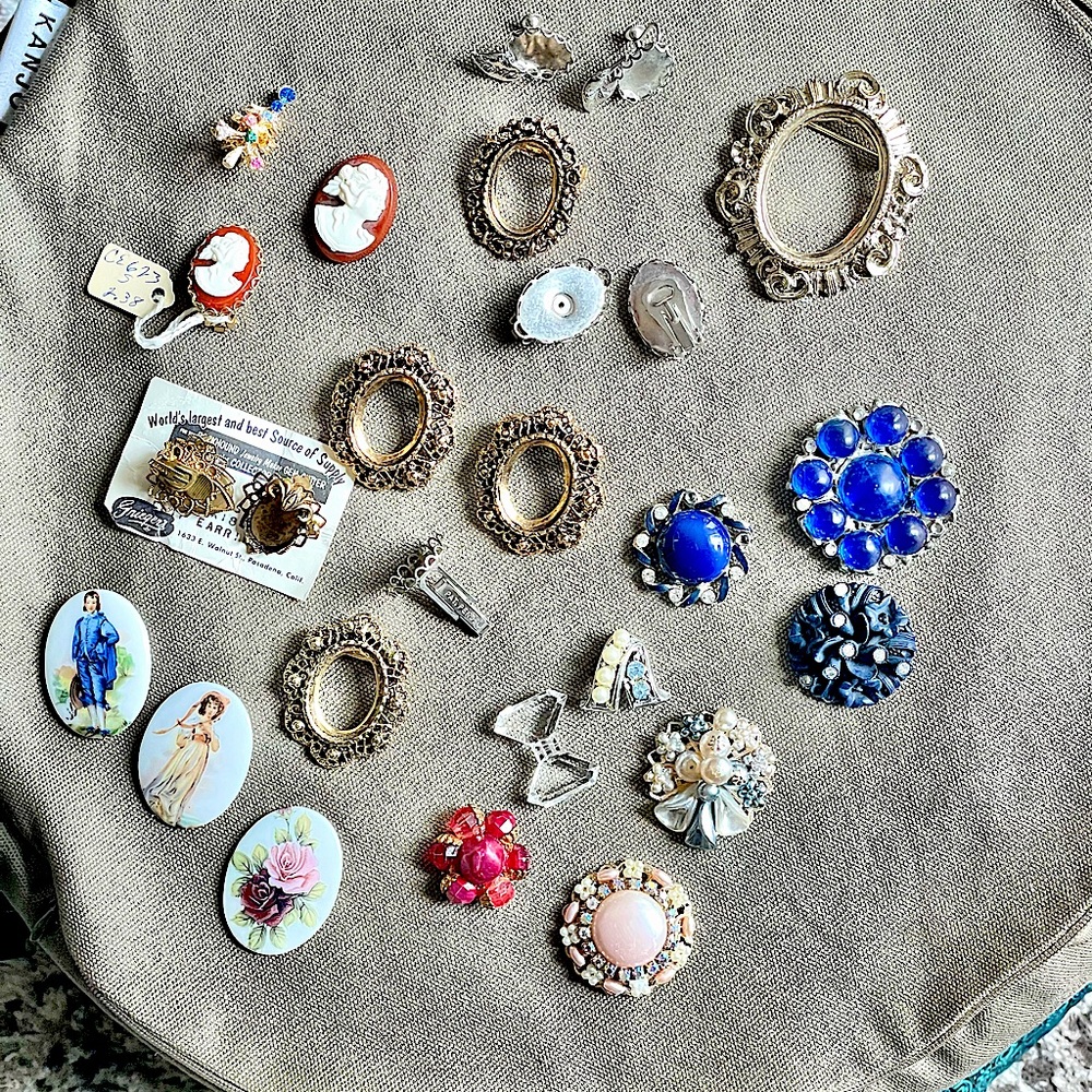 Pendants, brooches, costume jewelry, and keychains